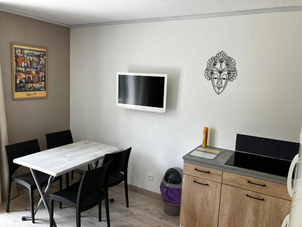 Residence L'Orangeraie-2-Claira 66530 Pokoj fotografie